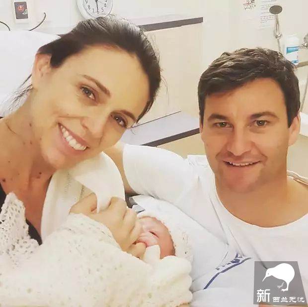 出生就成全球头条,3个月就进联合国,巨星争相合影…新西兰女总理的baby,这刚满1岁的人生也是没谁了…