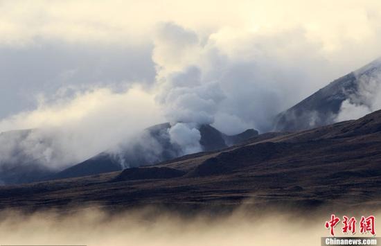 新西兰北岛火山警戒升级,连串地震摇动滑雪胜地