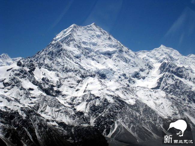 库克山(Mount Cook),大洋洲的最高峰,它有张酷似变型金刚的脸