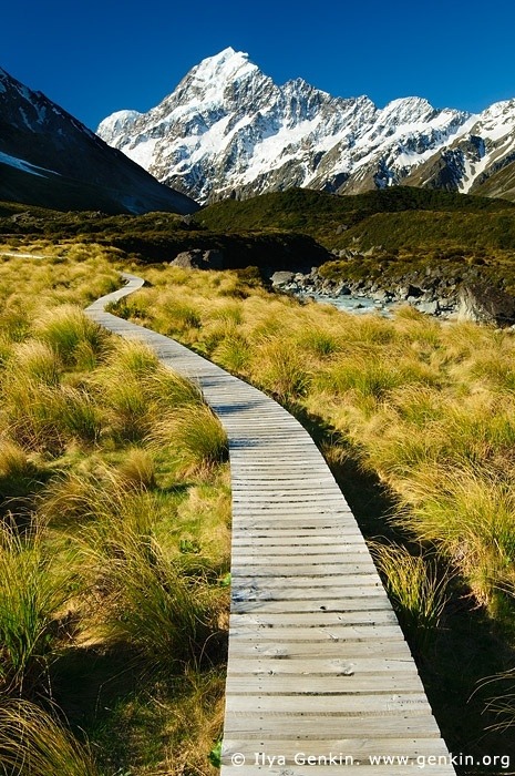 库克山(Mount Cook),大洋洲的最高峰,它有张酷似变型金刚的脸